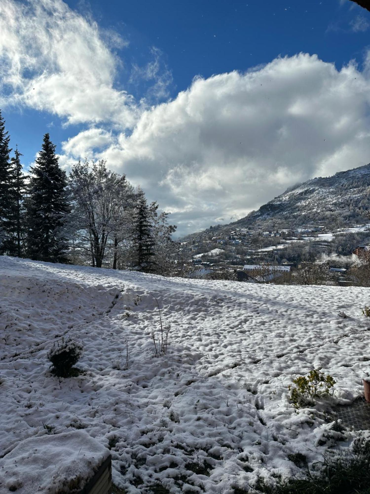 Appartement Tres Calme 2 Chambres Avec Parking Et Jardin Prive Sur Les Hauteurs De Briancon 外观 照片