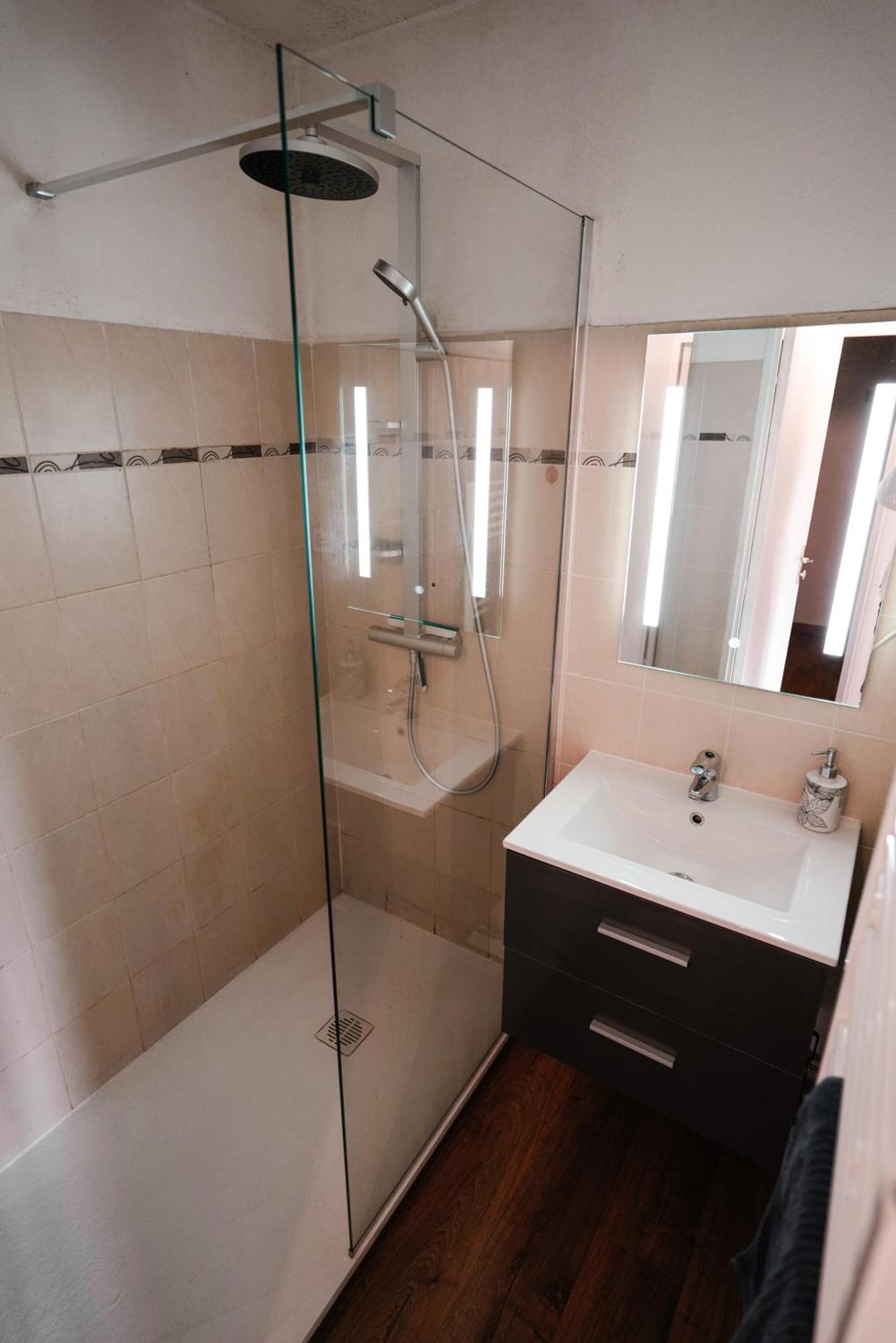 Appartement Tres Calme 2 Chambres Avec Parking Et Jardin Prive Sur Les Hauteurs De Briancon 外观 照片